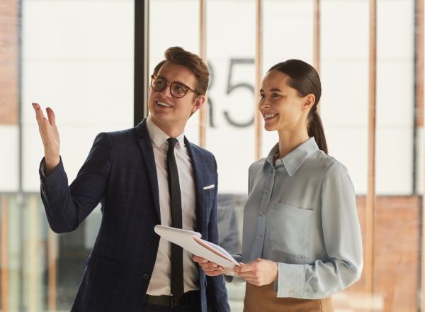 Suivez une formation en anglais pour améliorer vos compétences de commercial à l'international. à Troyes